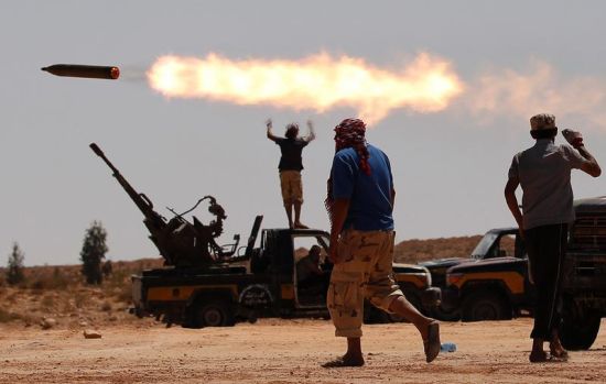 《利比亚冲突》获第八届华赛年度新闻照片大奖。